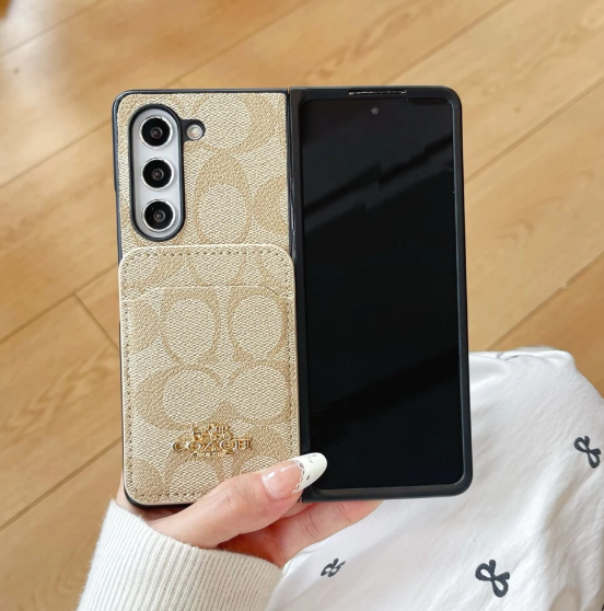 Chic Slim Wallet Cover