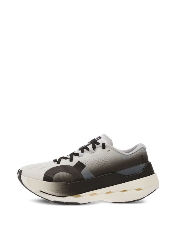 On Running Cloudboom Max White Black